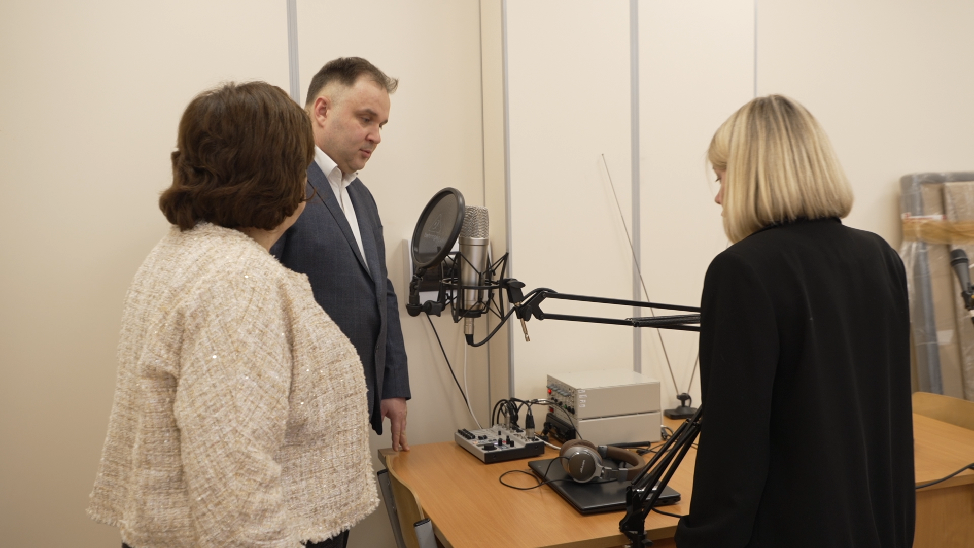 школа Попова Власиха, АС Попов радио, радио класс в школе Попова, школа имени АС Попова, школьное радио,