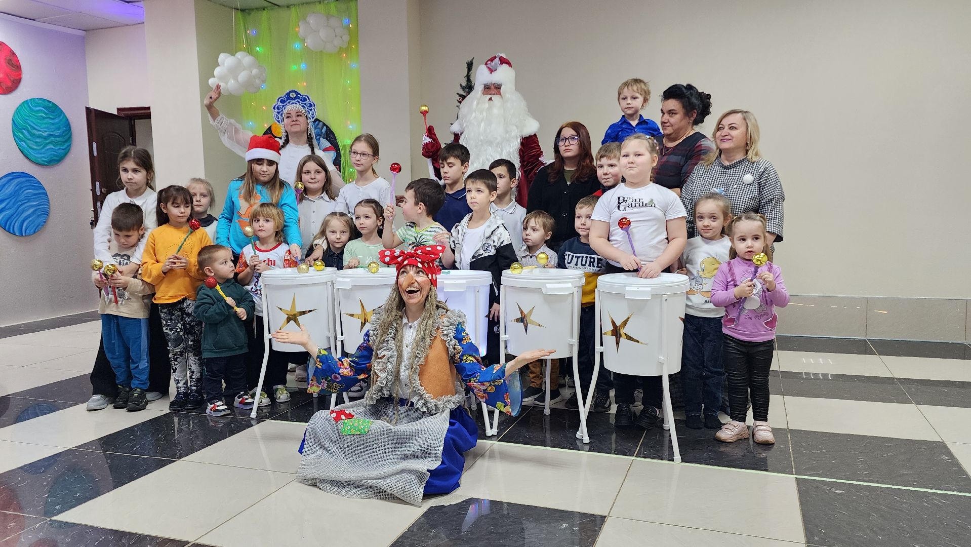 Бронницы, Новый год для детей, Новогодний праздник для детей, В гостях у Снегурочки, вертикалки