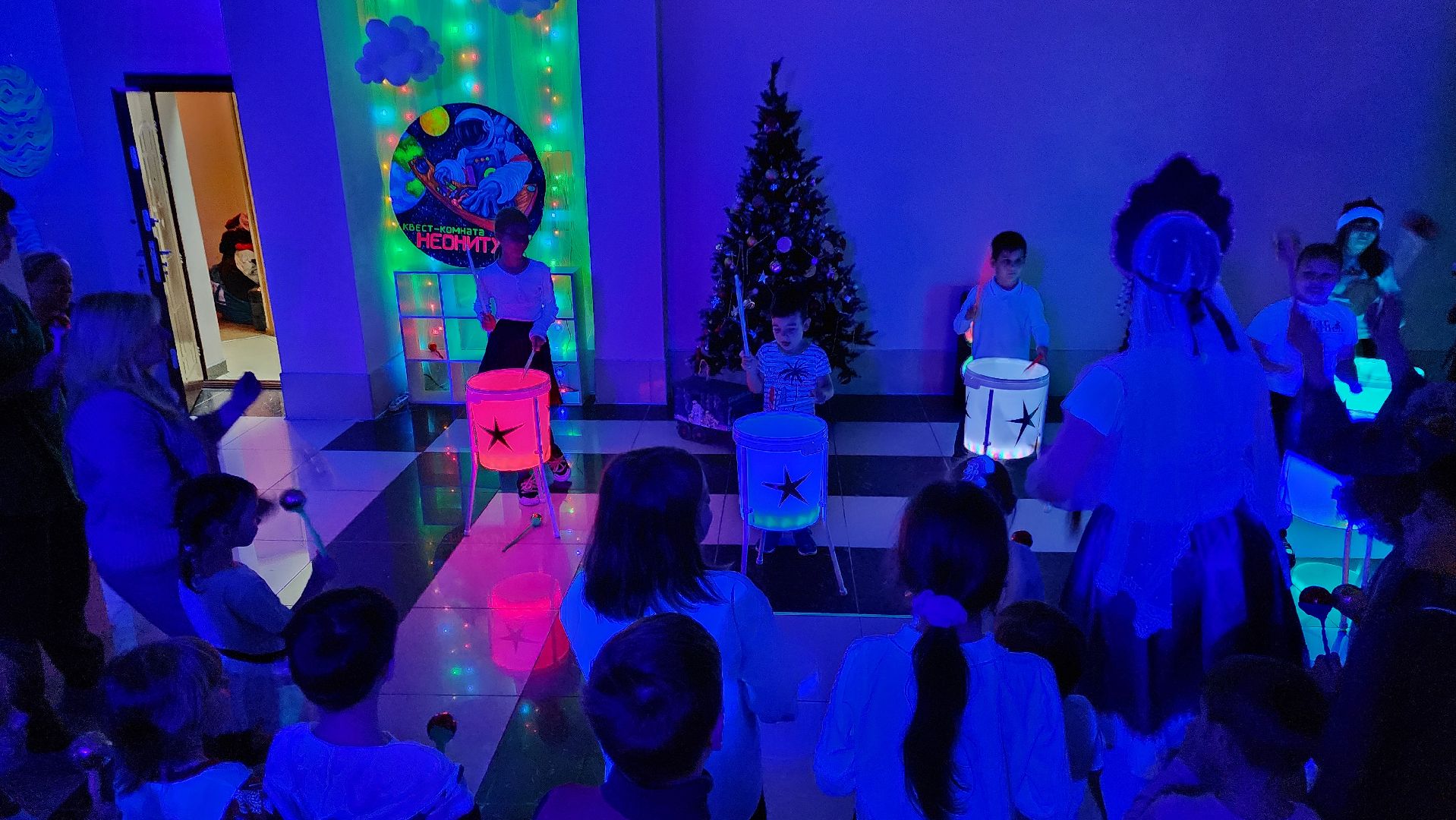 Бронницы, Новый год для детей, Новогодний праздник для детей, В гостях у Снегурочки, вертикалки