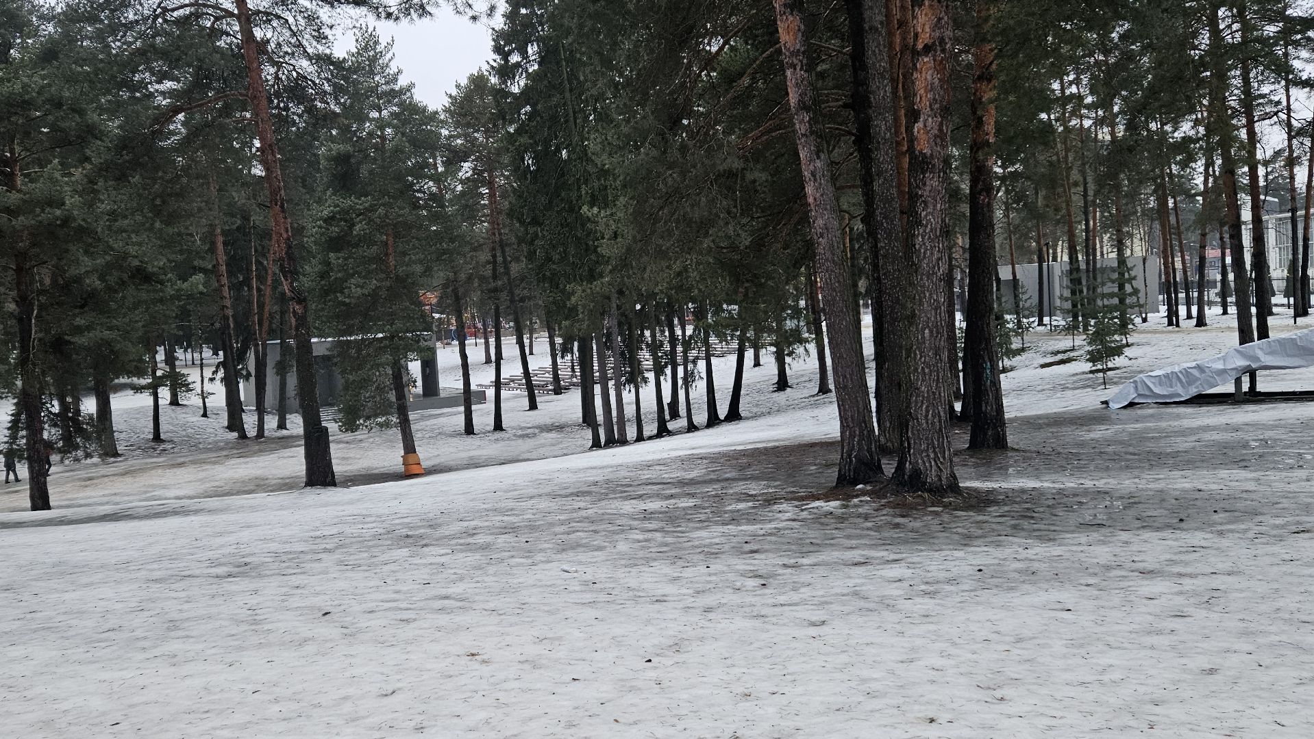 парк, катание с горки, метеорит, история,