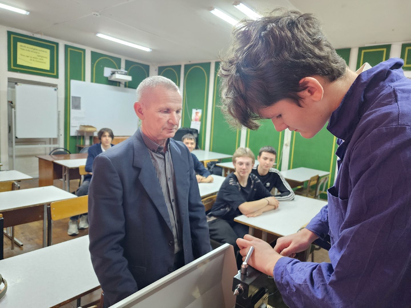 красноармейск, городской округ пушкинский, уроки труда, оборудование для школы, вертикалки,