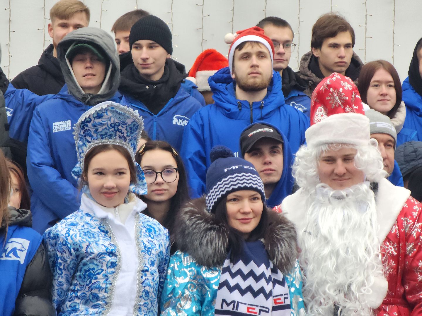 Коломна, новогодние подарки, помощь детям, молодая гвардия,