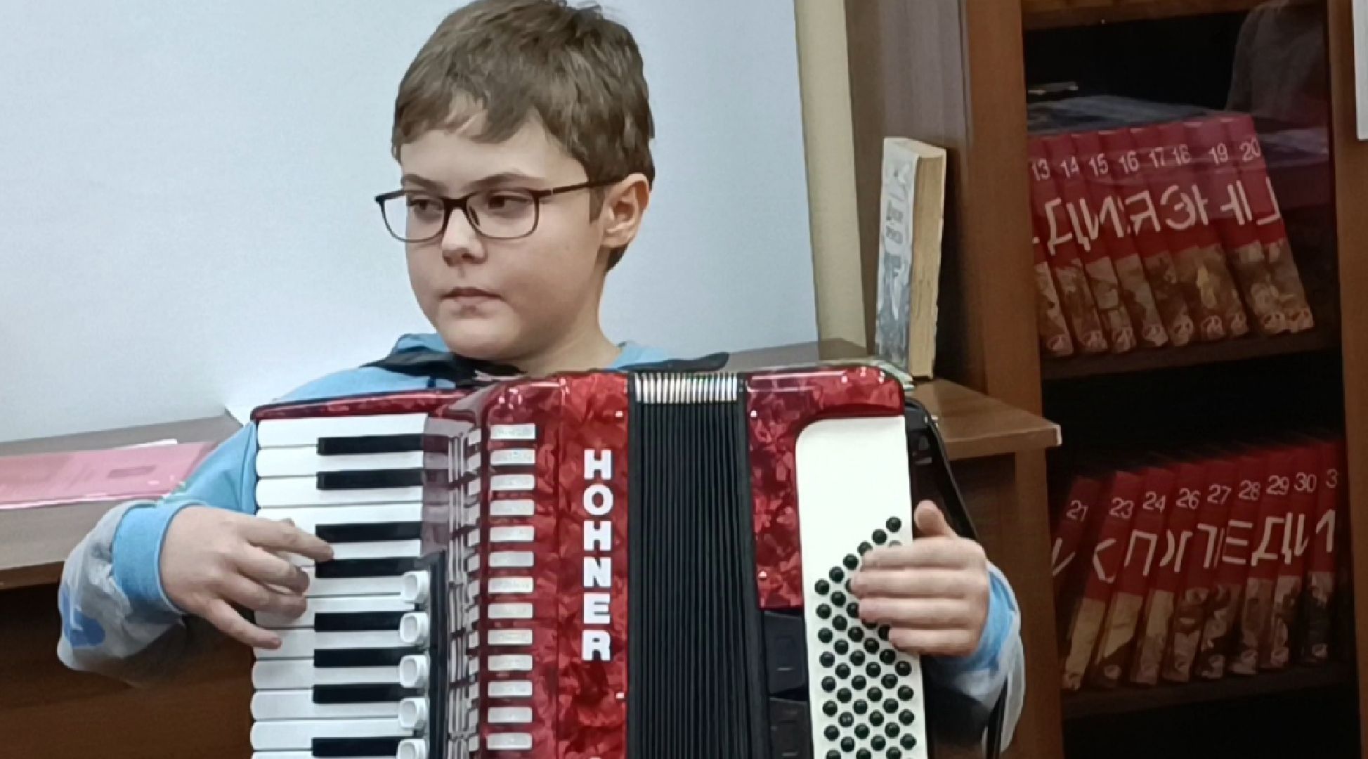 библиотека, лобня, баян, аккордеон,