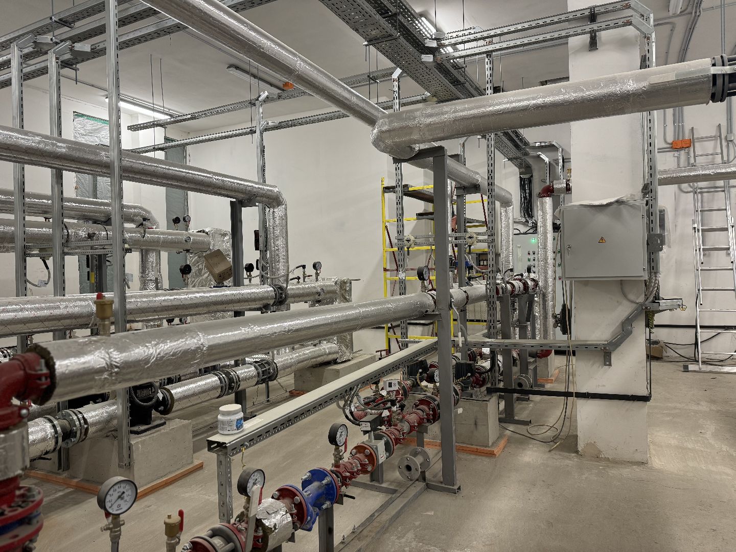 Строительство, школа, образование,