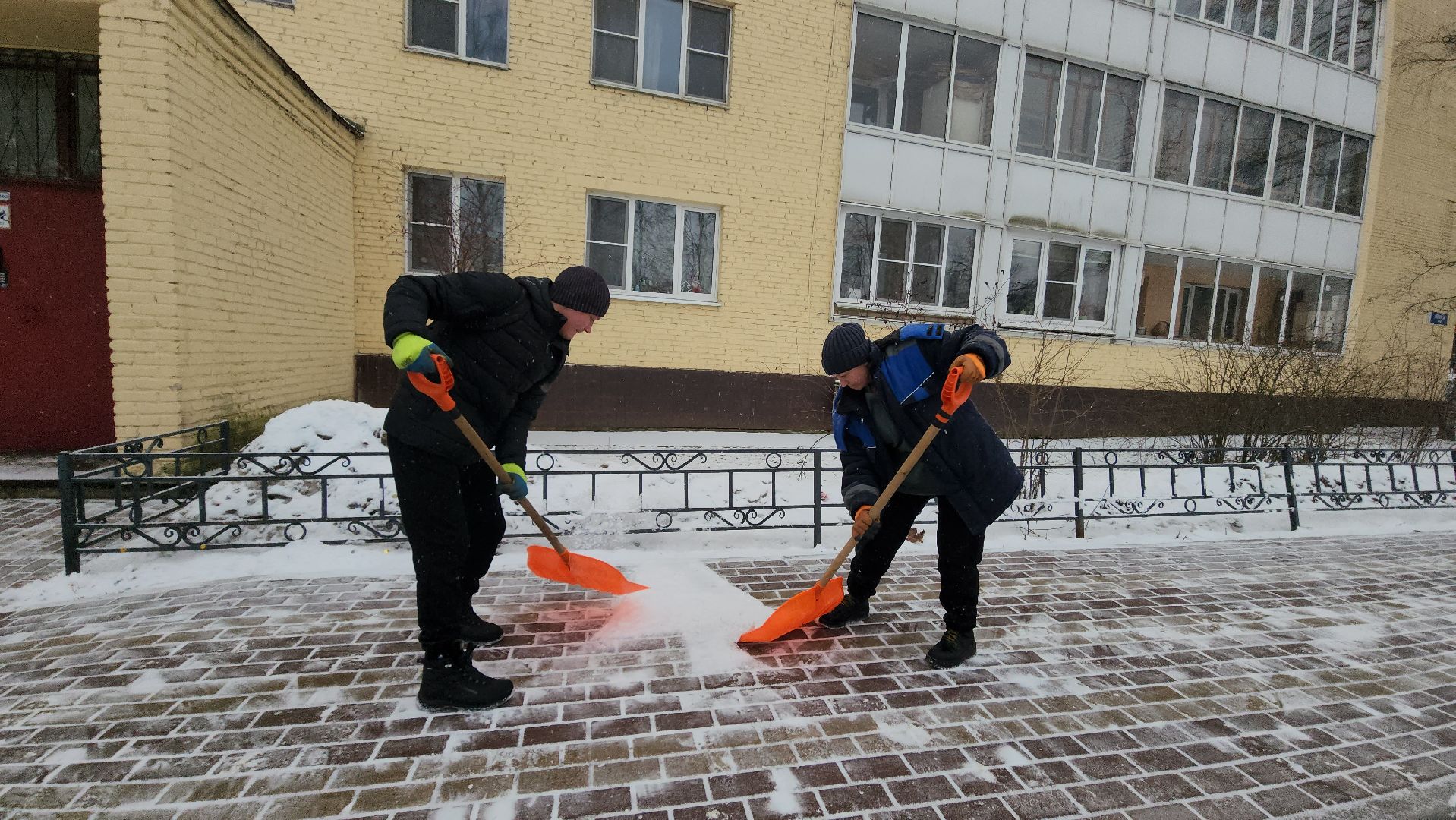 Уборка, снег, Истра, жкх,