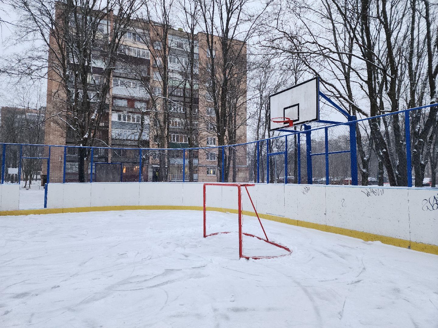 Черноголовка, Уличные катки, хоккейная коробка, вертикалки,