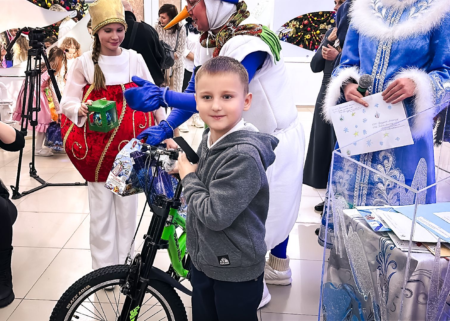 Клин, общество, дети, меценаты, экономика, подарки, помощь,