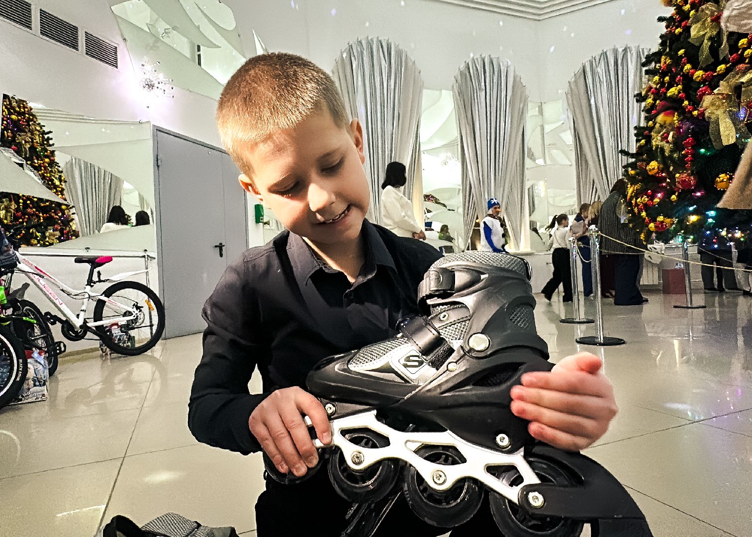 Клин, общество, дети, меценаты, экономика, подарки, помощь,