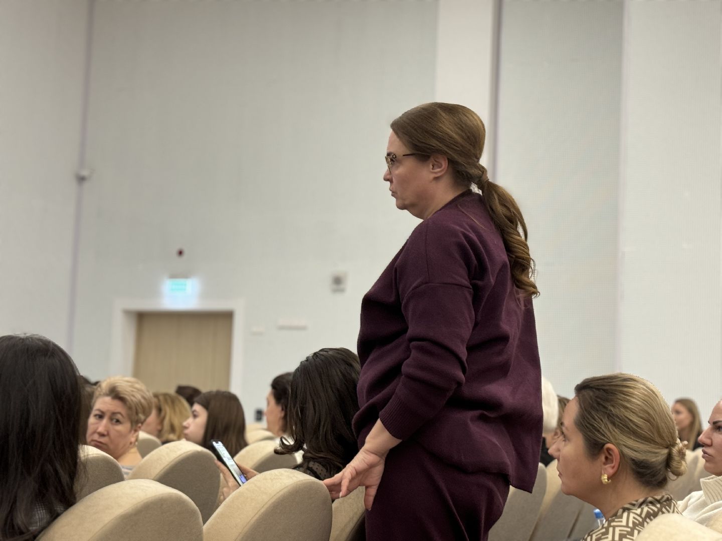 выездная администрация, полиция, жители,