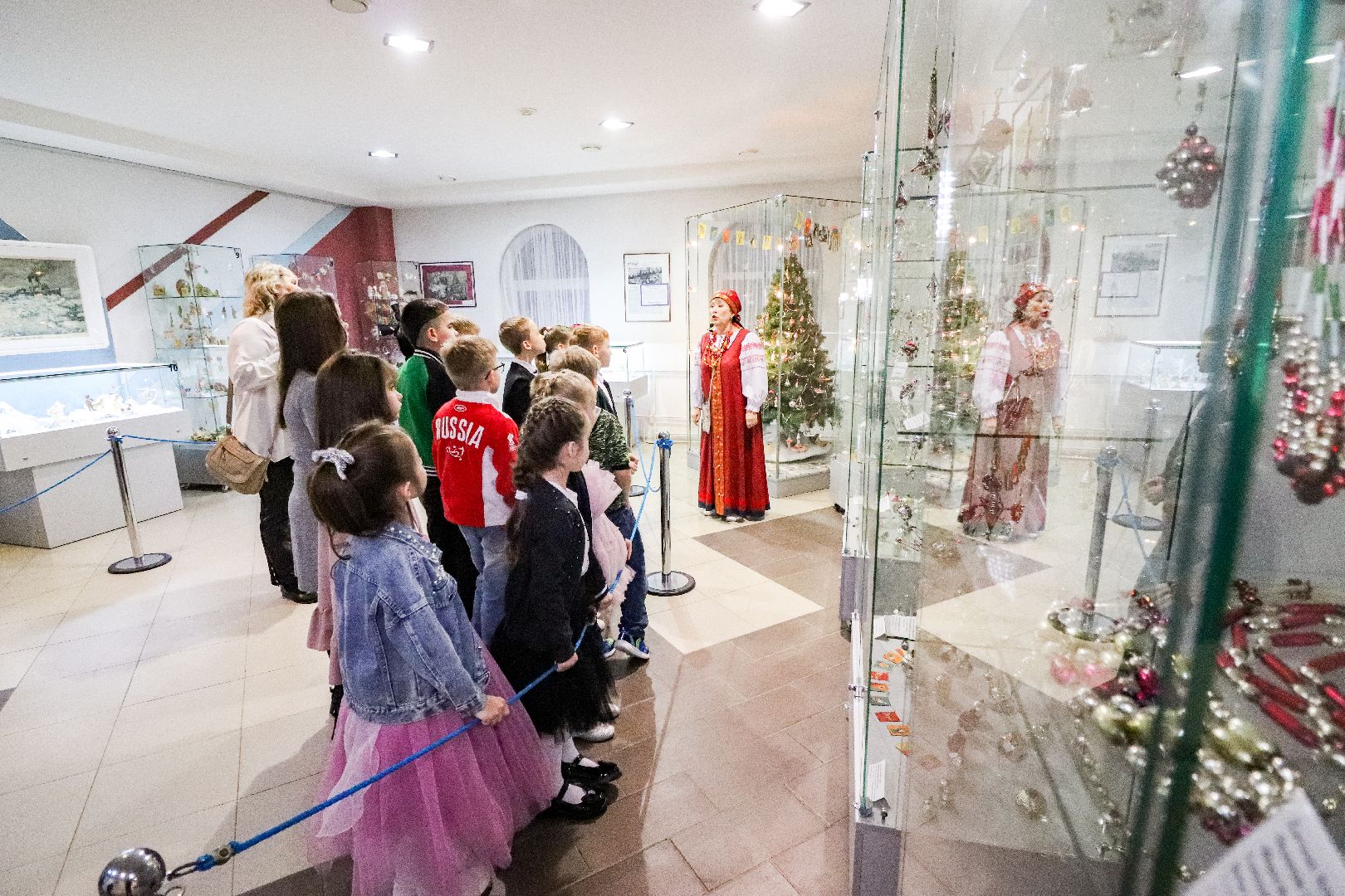Клин, общество, елочные игрушки, дети, выставки, зима в подмосковье,