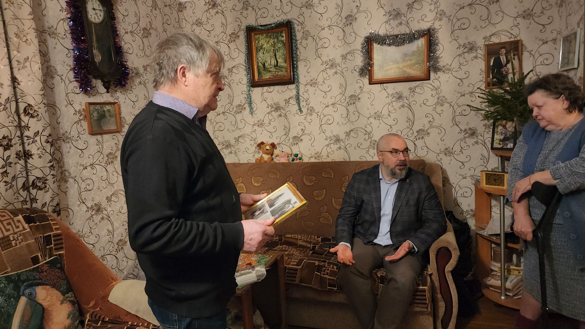 серпухов, юбилей, золотая свадьба, депутат, улица центральная,