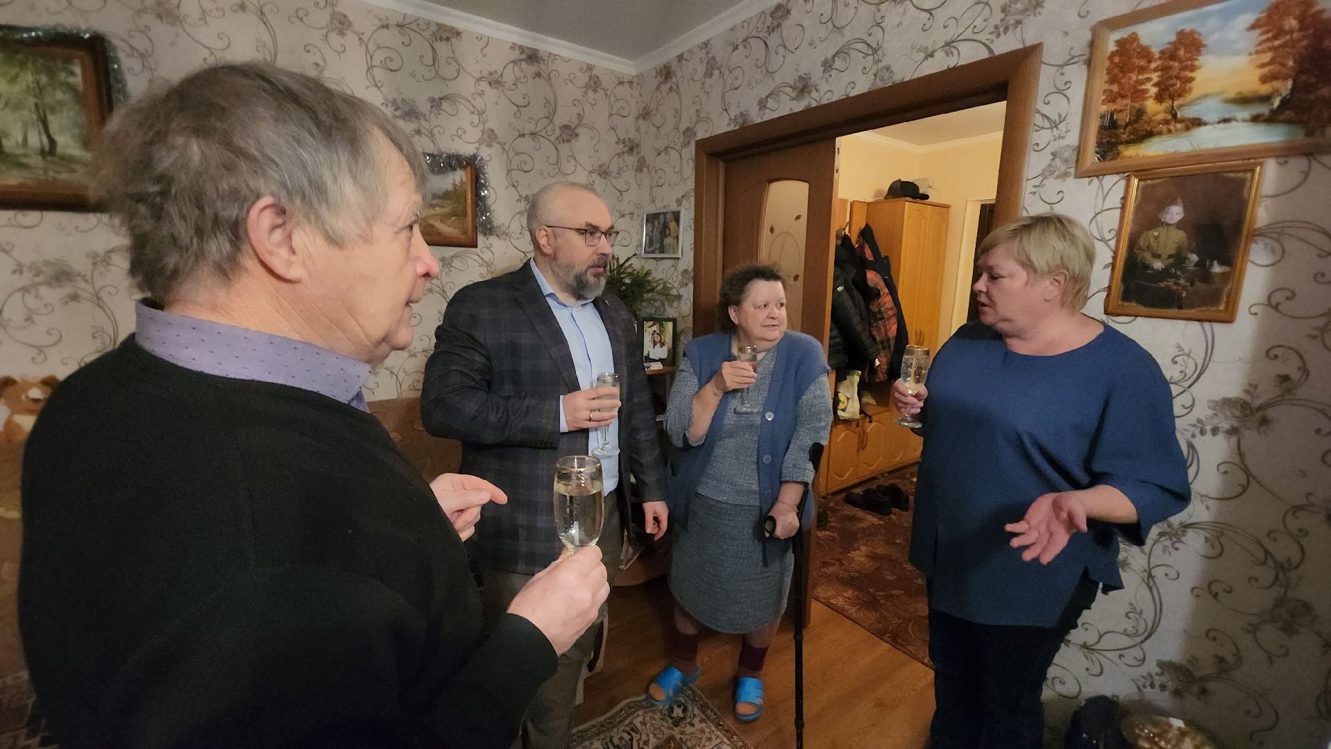 серпухов, юбилей, золотая свадьба, депутат, улица центральная,