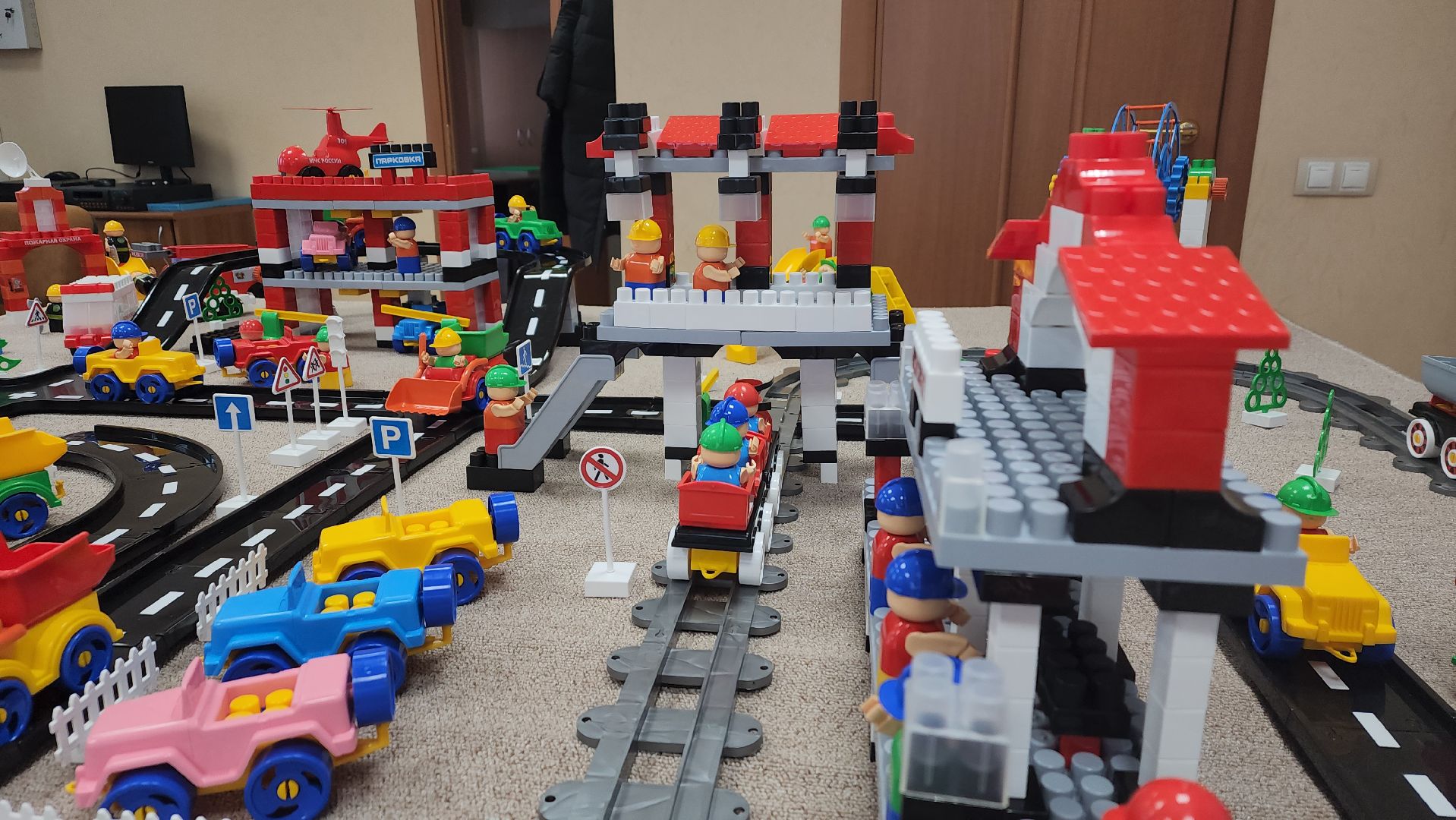 пушкино, конструкторы, импортозамещение, отечественное оборудование, компания, развитие производства, товары для детей,безопасность детей, детсад, уникальная работа,