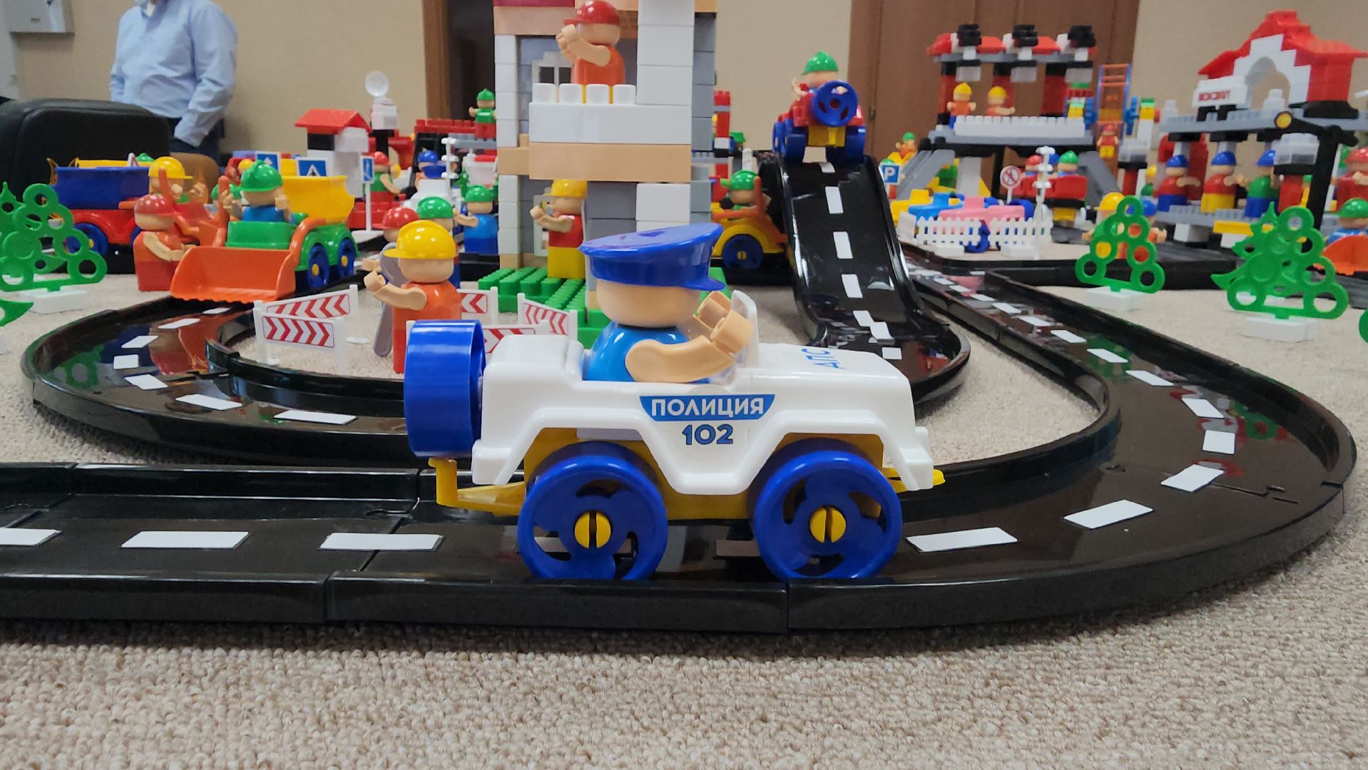 пушкино, конструкторы, импортозамещение, отечественное оборудование, компания, развитие производства, товары для детей,безопасность детей, детсад, уникальная работа,