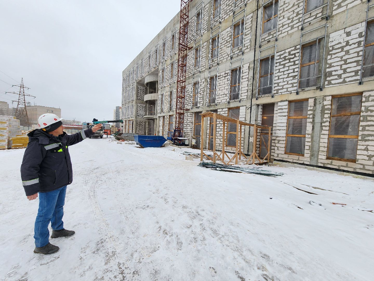 Чехов, детская поликлиника, строительство, улица Мира, готовность объекта, остекление, кровля, инженерные сети, нацпроект здравоохранение, губернатор московской области,госпрограмма московской области,