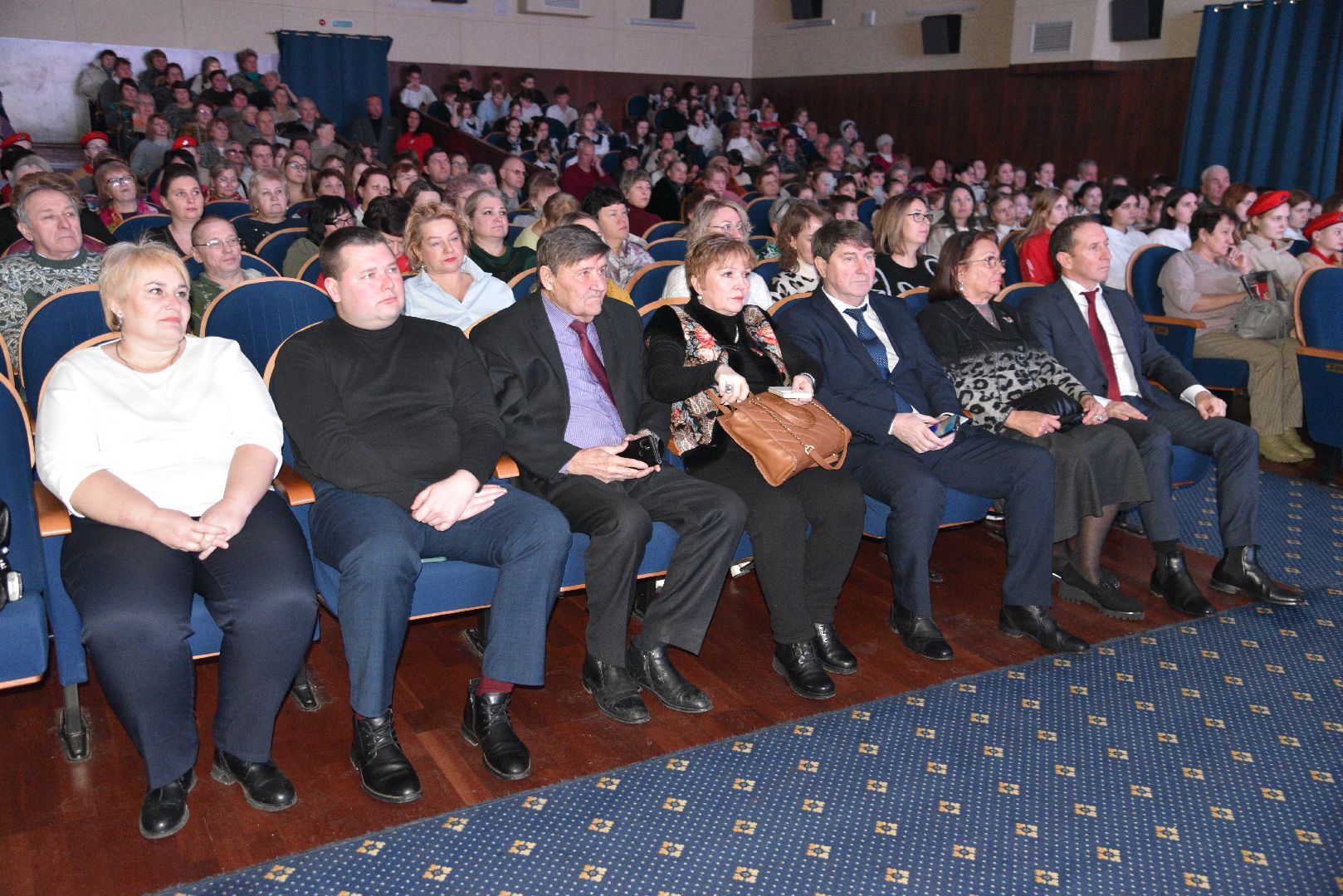 лотошино, день освобождения, пермское землячество, день победы, концерт, память,