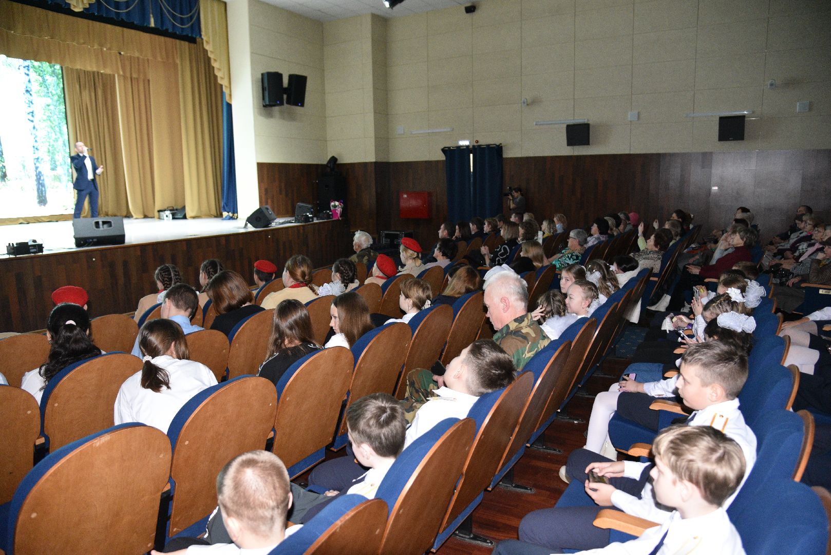 лотошино, день освобождения, пермское землячество, день победы, концерт, память,