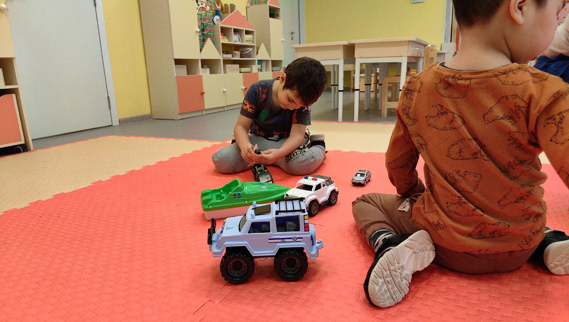 детский сад, детские группы, оснащение, площадка, зал, родители,