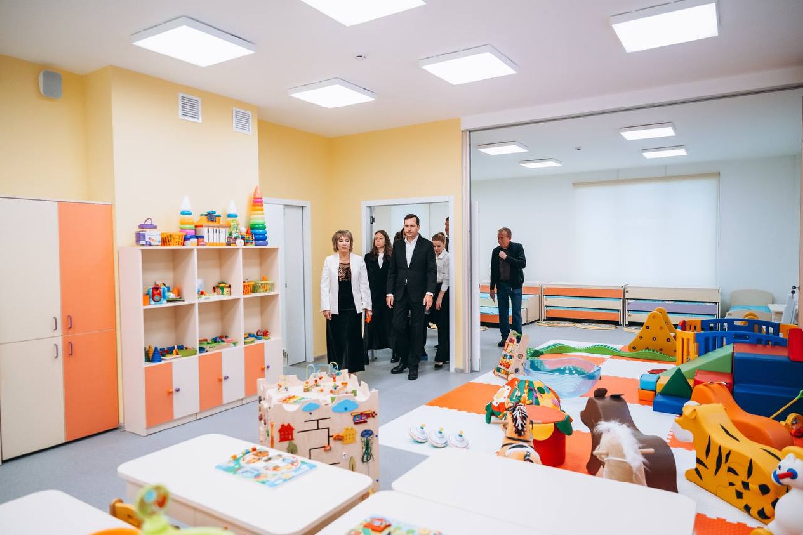 детский сад, детские группы, оснащение, площадка, зал, родители,