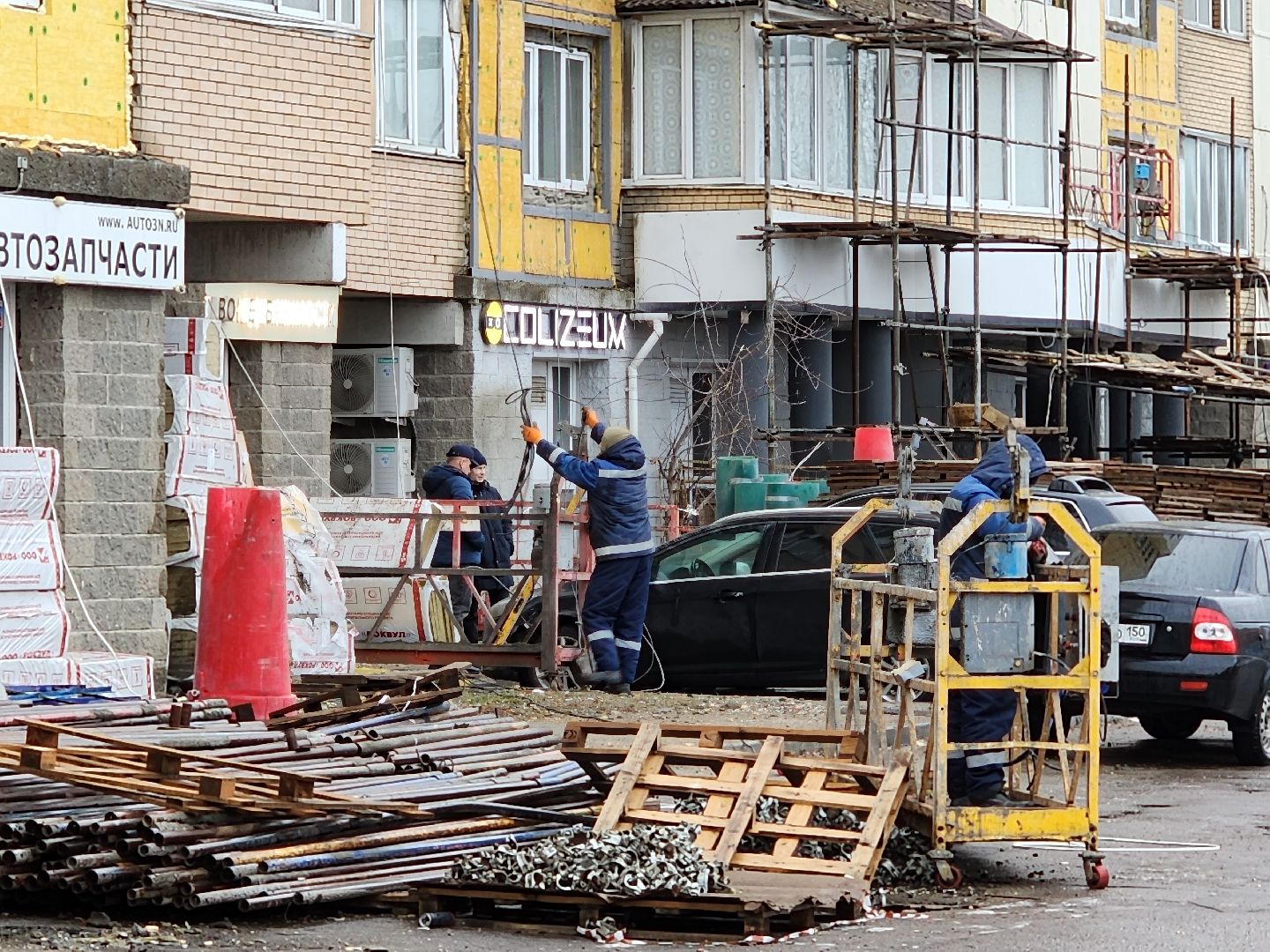 Чехов, улица Дружбы, жилой комплекс Посейдон, капитальный ремонт фасада, вертикалки,