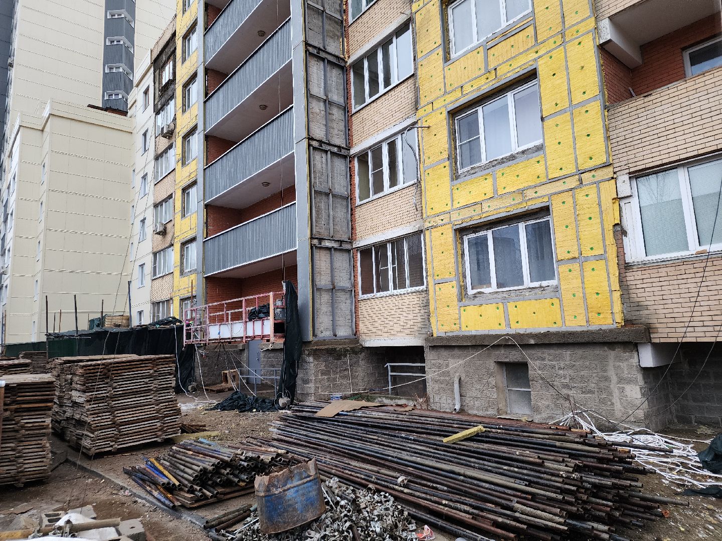 Чехов, улица Дружбы, жилой комплекс Посейдон, капитальный ремонт фасада, вертикалки,