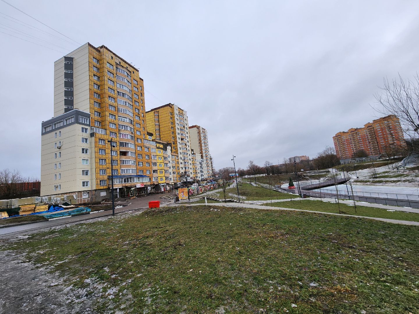 Чехов, улица Дружбы, жилой комплекс Посейдон, капитальный ремонт фасада, вертикалки,