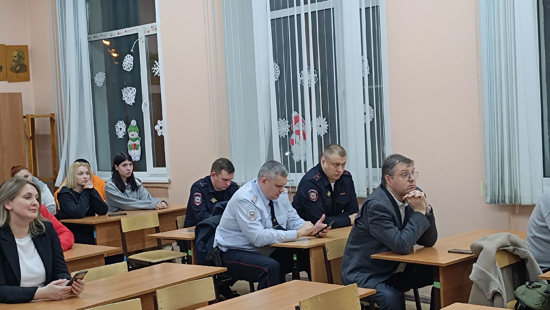 полиция, лобня, общество,