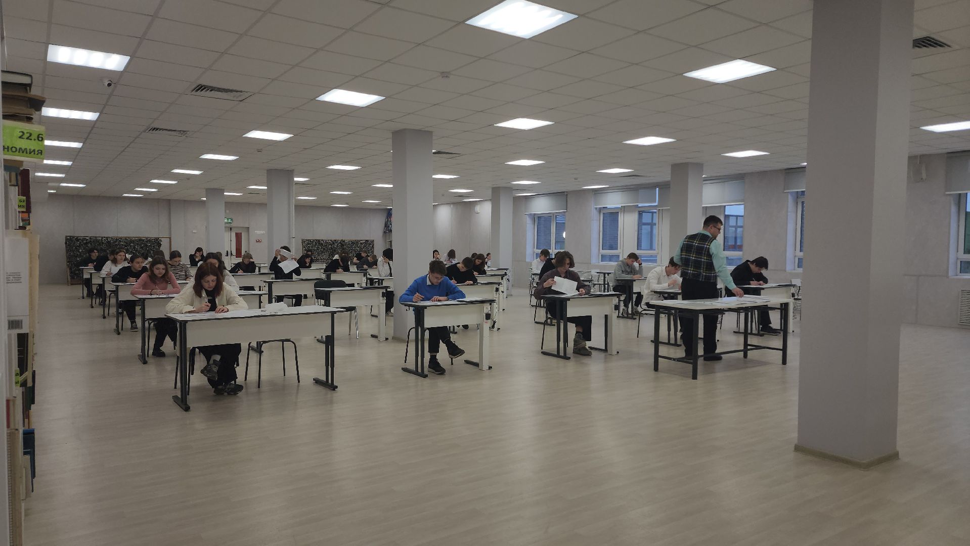 школа, школьники, подростки, буллинг, травля, уполномоченный по правам ребенка, QR-код, QR-коды, помощь, помощь школьникам,