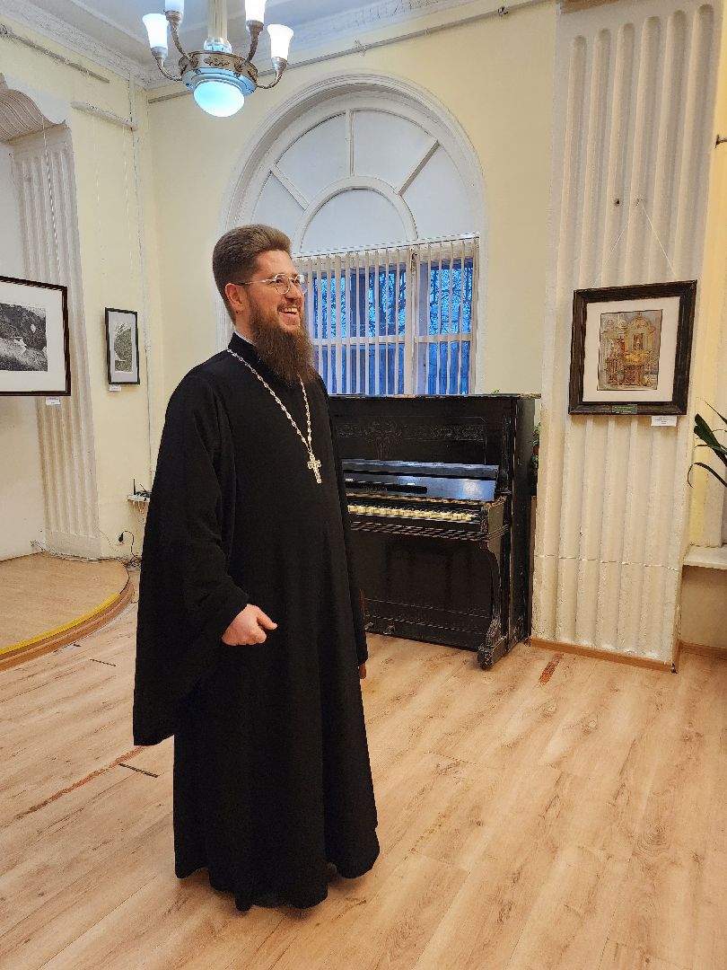 фрязино, художественная выставка, молодые художники, живопись,