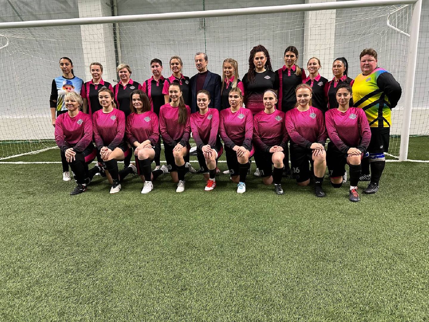 женский футбол, чемпионат по футболу, вертикалки,