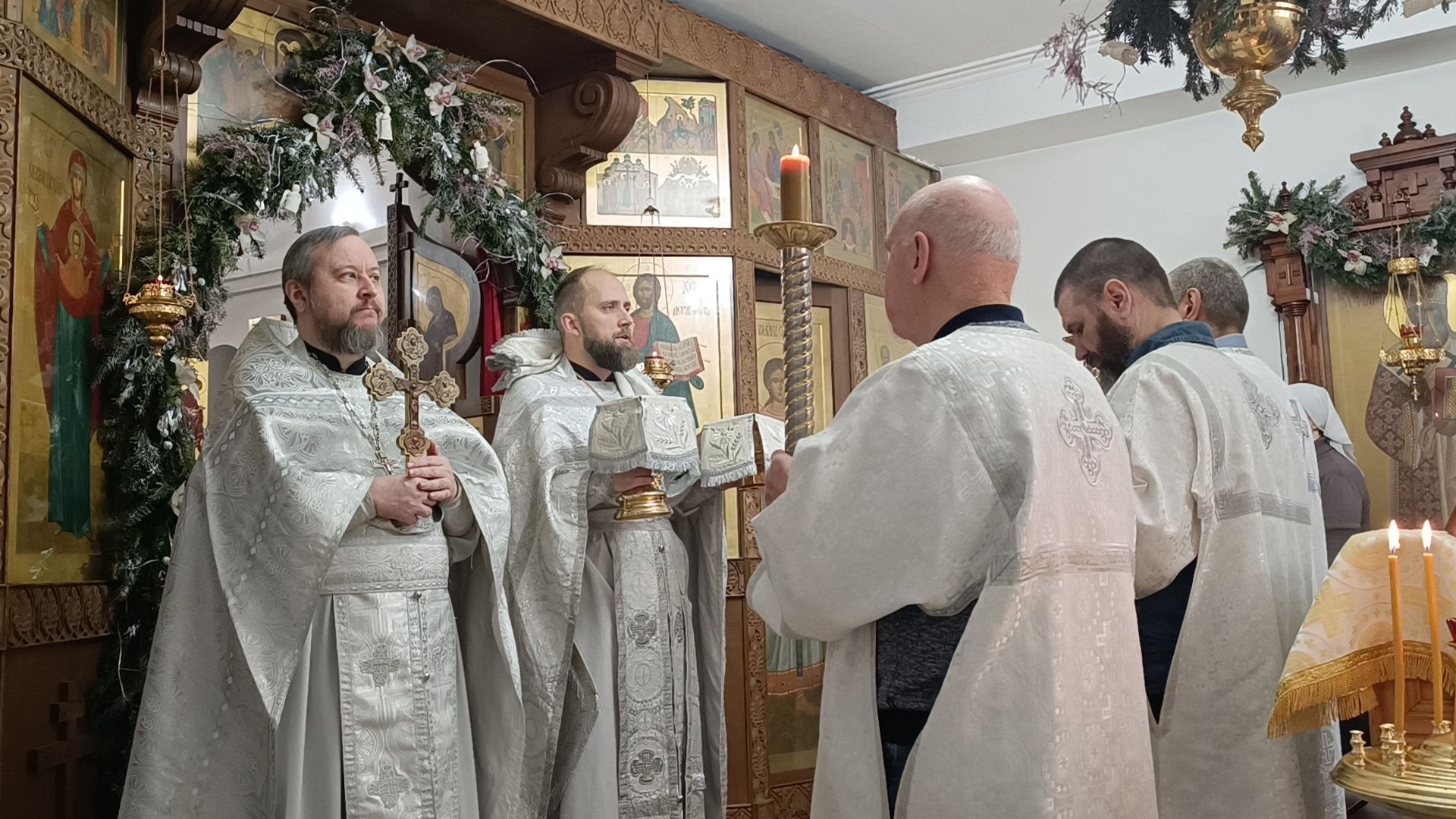 крещение господне, лобня, святая вода,