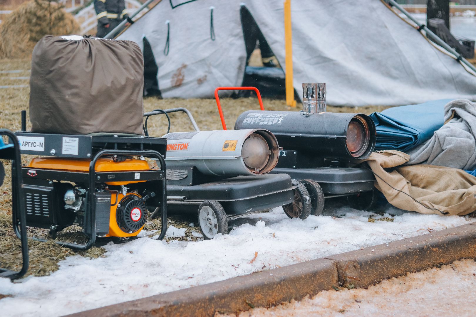 Клин, общество, крещенские купания, купели, вертикалки,