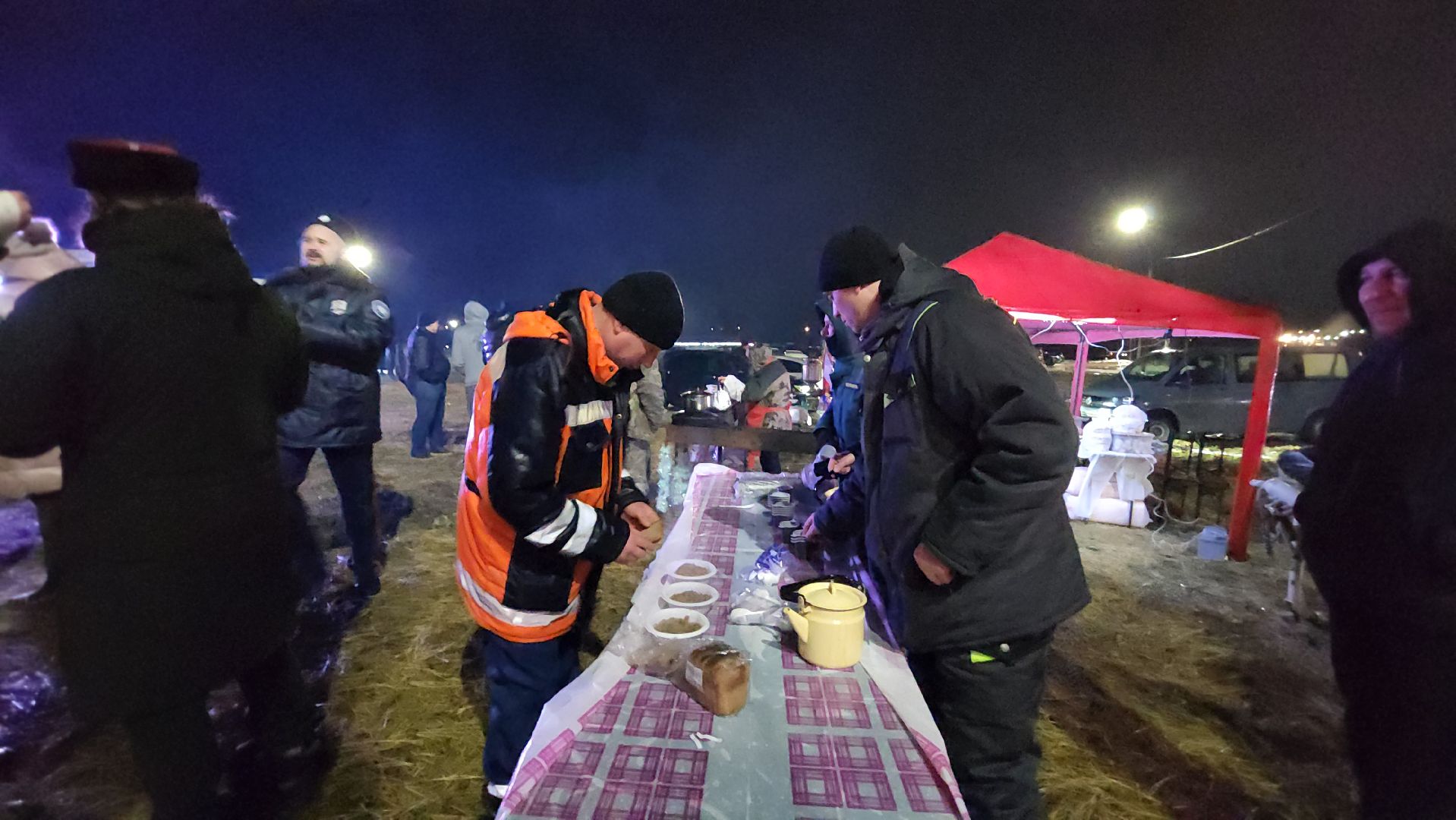 Крещение, Еда, монастырь, Истра, зима в подмосковье,