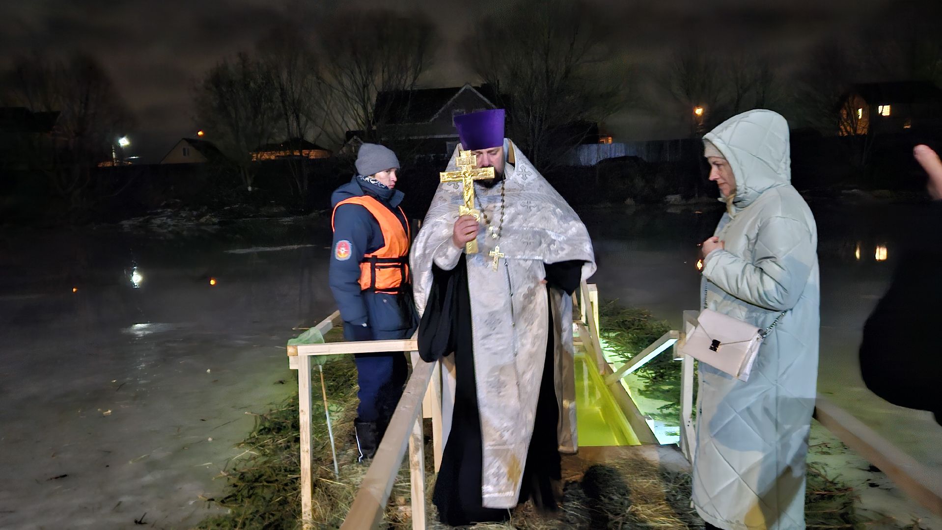 крещение, жуковский, купание в проруби,