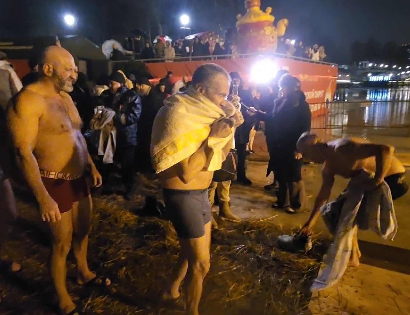 долгопрудный, Крещение в Долгопрудном, купели, сво, Шорохов, вертикалки,