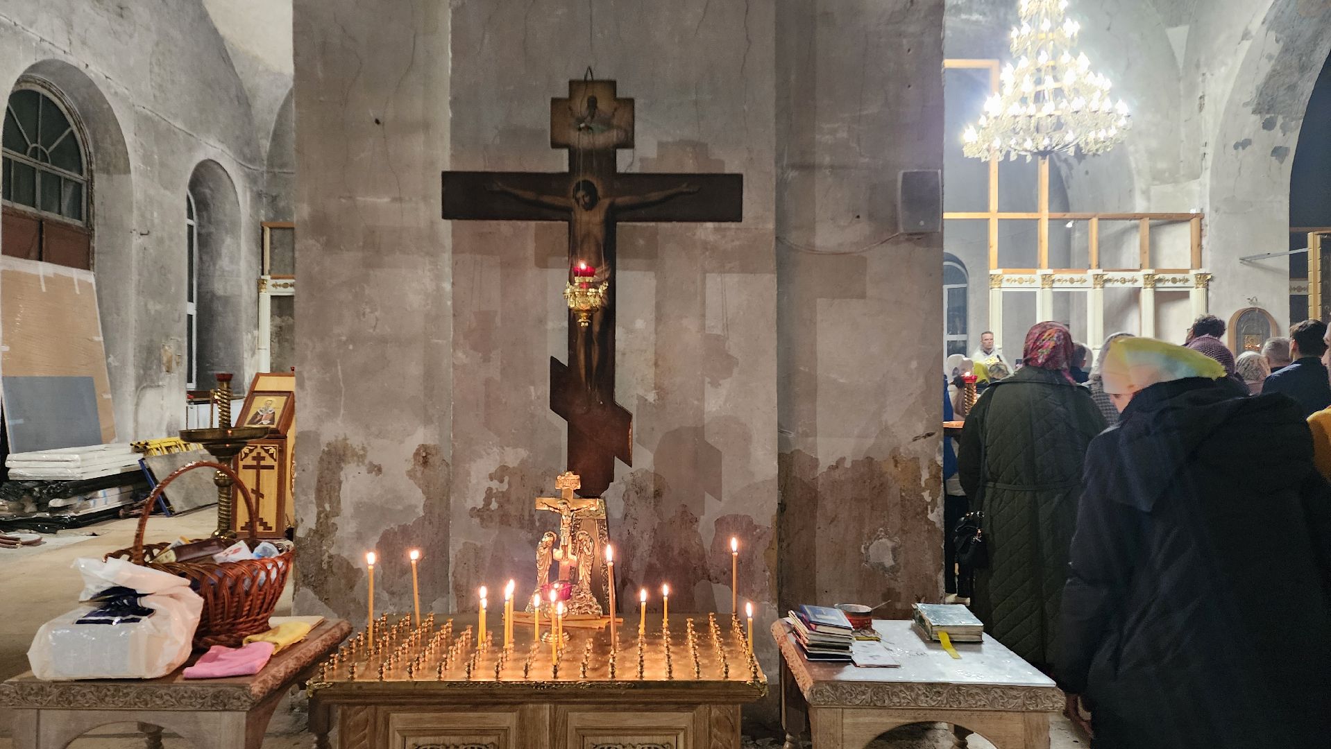 Бронницы, Иерусалимский храм, освящение воды, Ночное богослужение в Крещение,