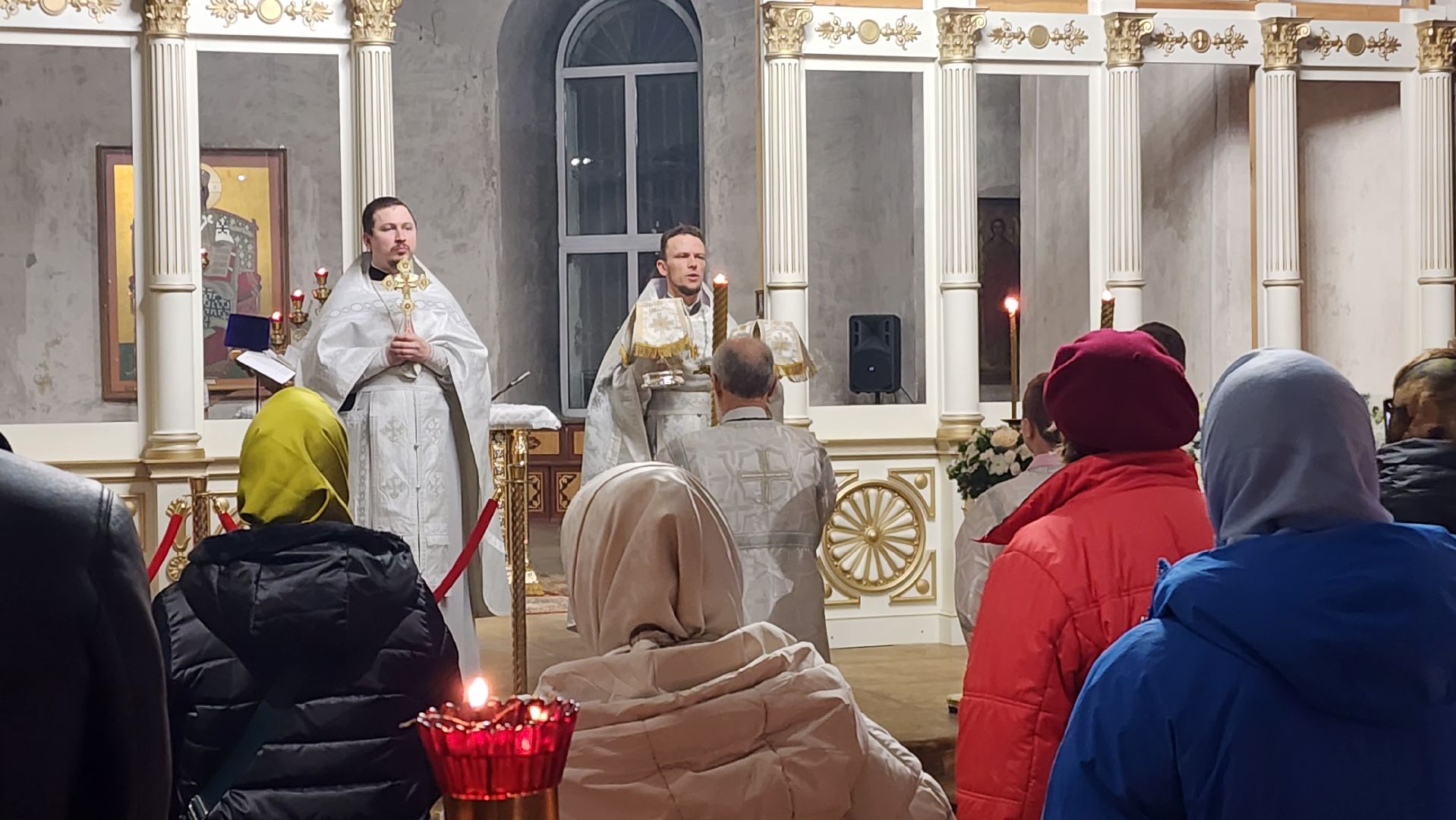 Бронницы, Иерусалимский храм, освящение воды, Ночное богослужение в Крещение,