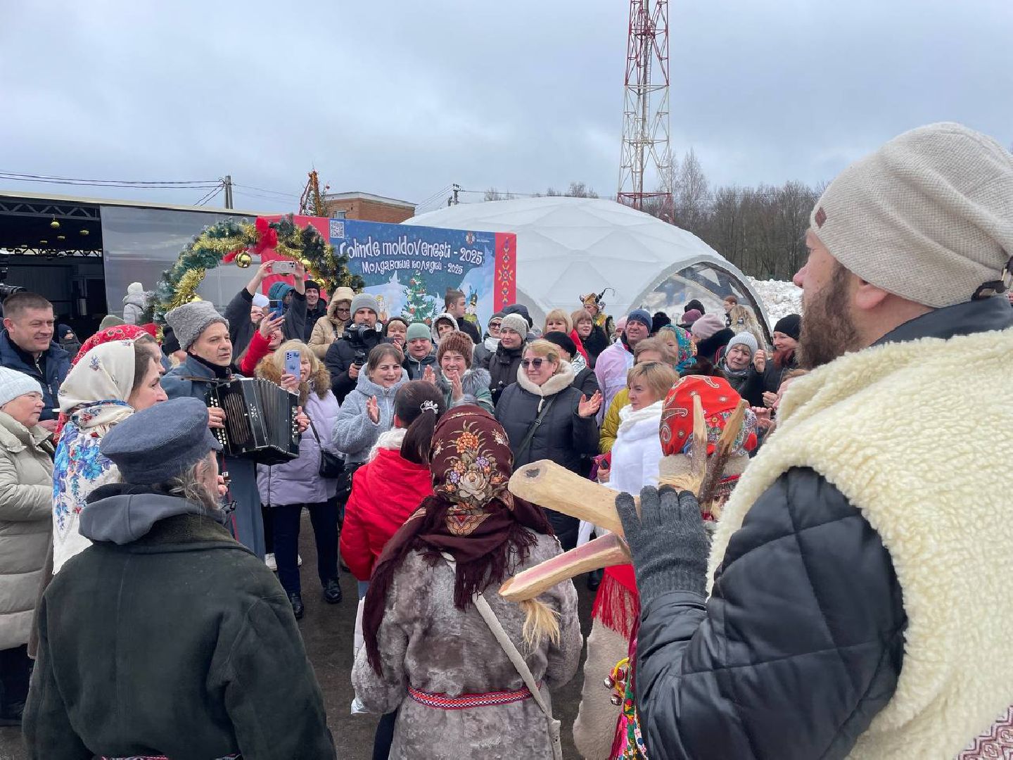 Дмитров, Экопарк Рождествено, Молдавия, вертикаль,