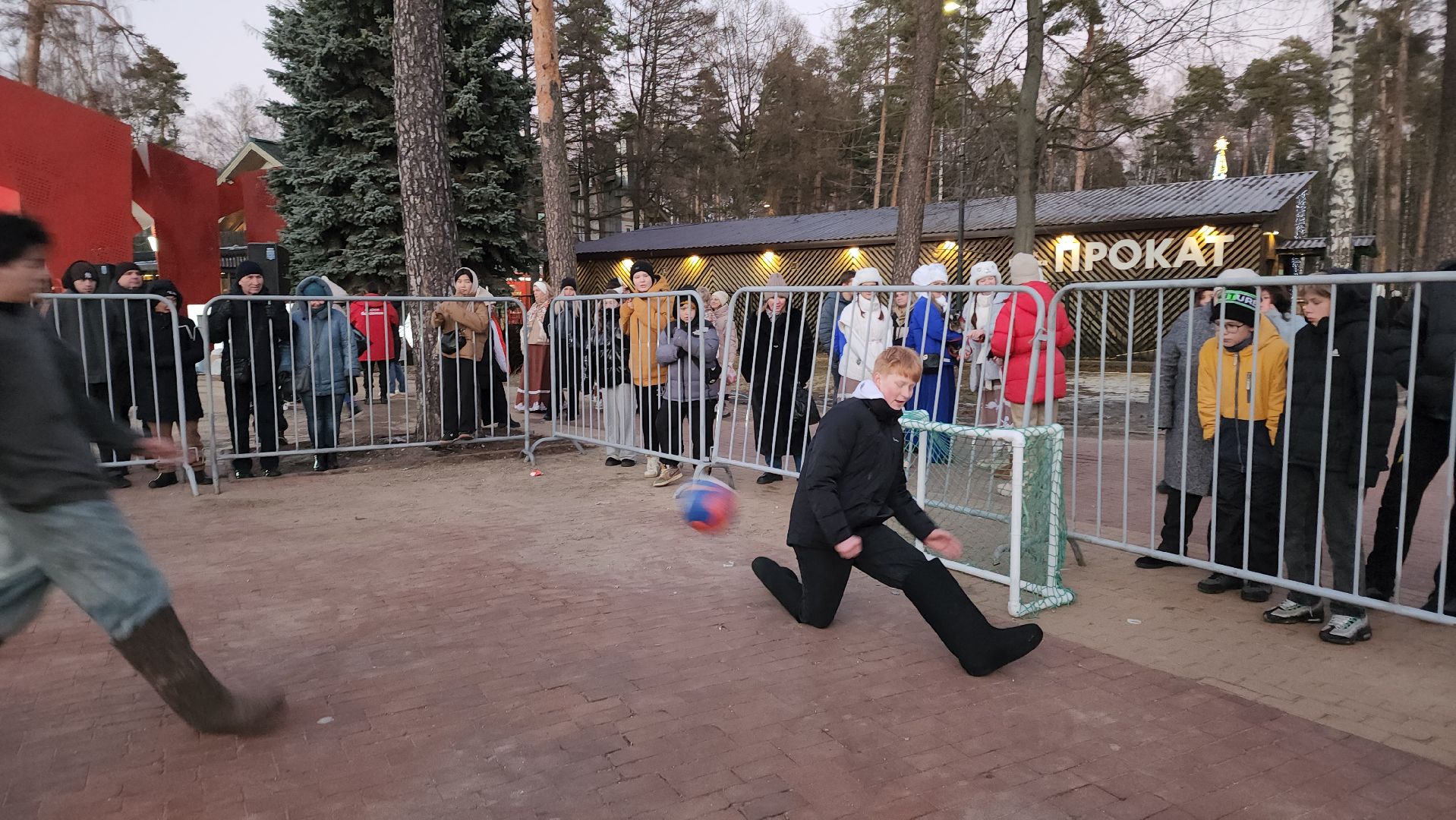 футбол, валенки, парк, балашиха, школьники, соревнования, вертикалки,
