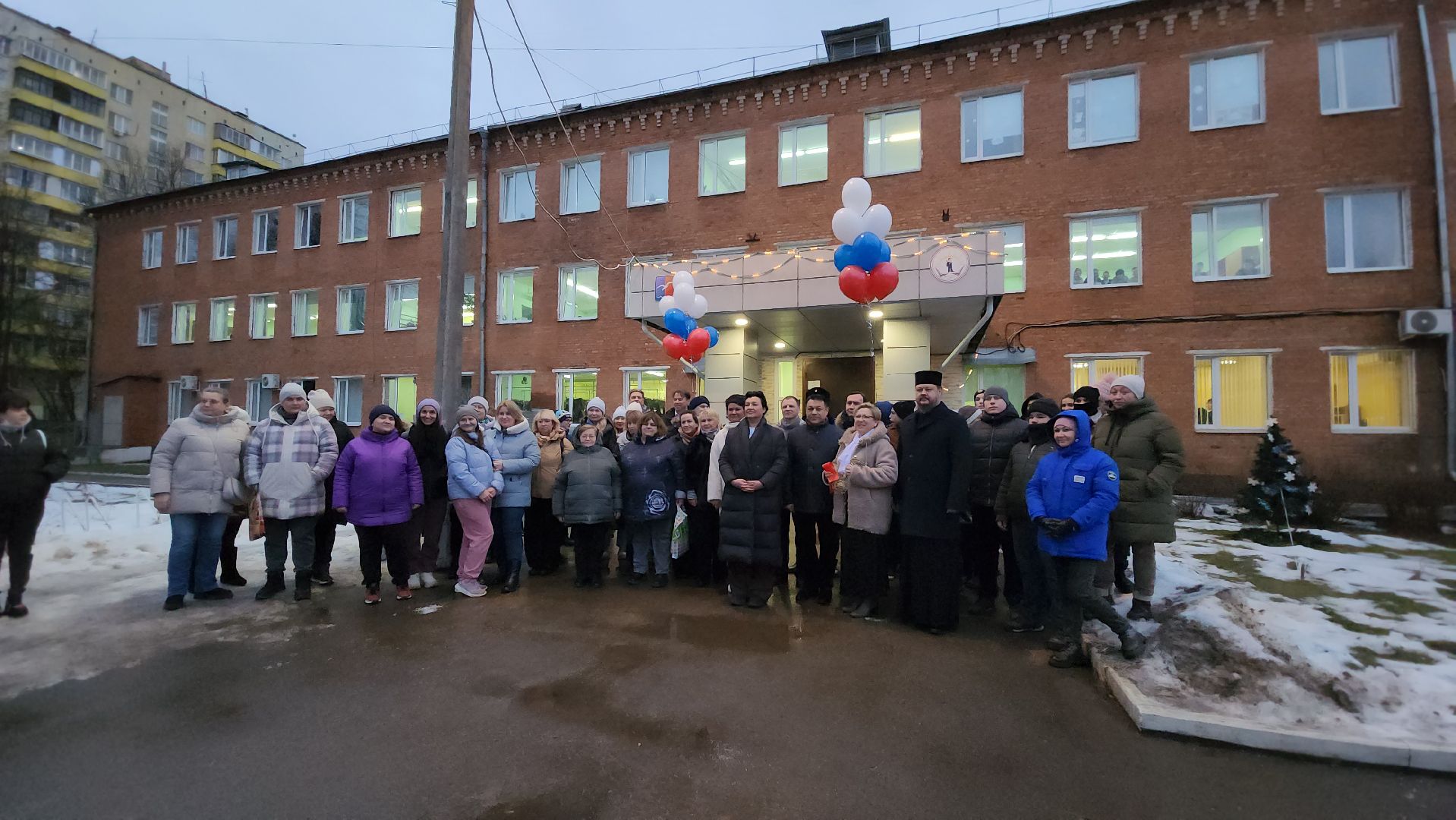 Школа, торжественная линейка, Лобня, вертикалки,