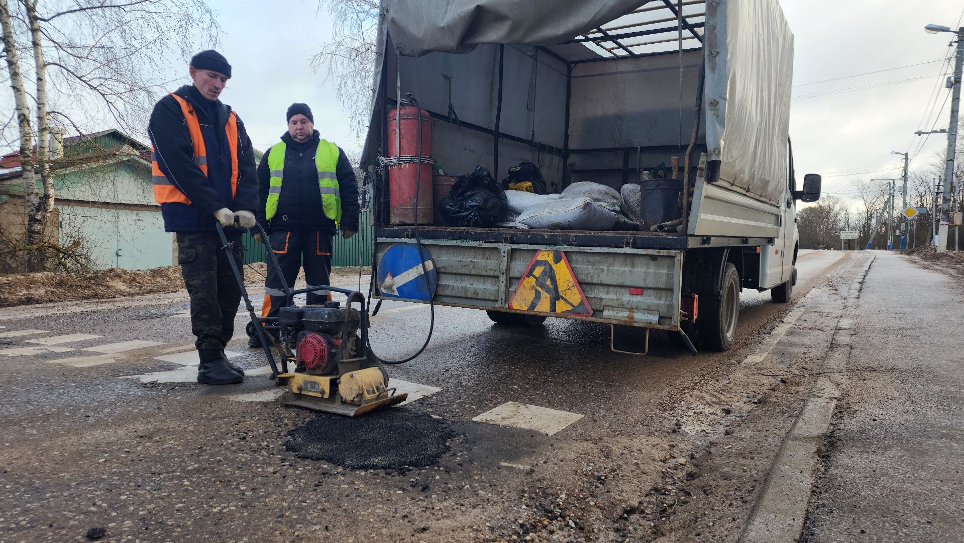 ремонт дорог, ямочный ремонт, мосавтодор, вертикалки,