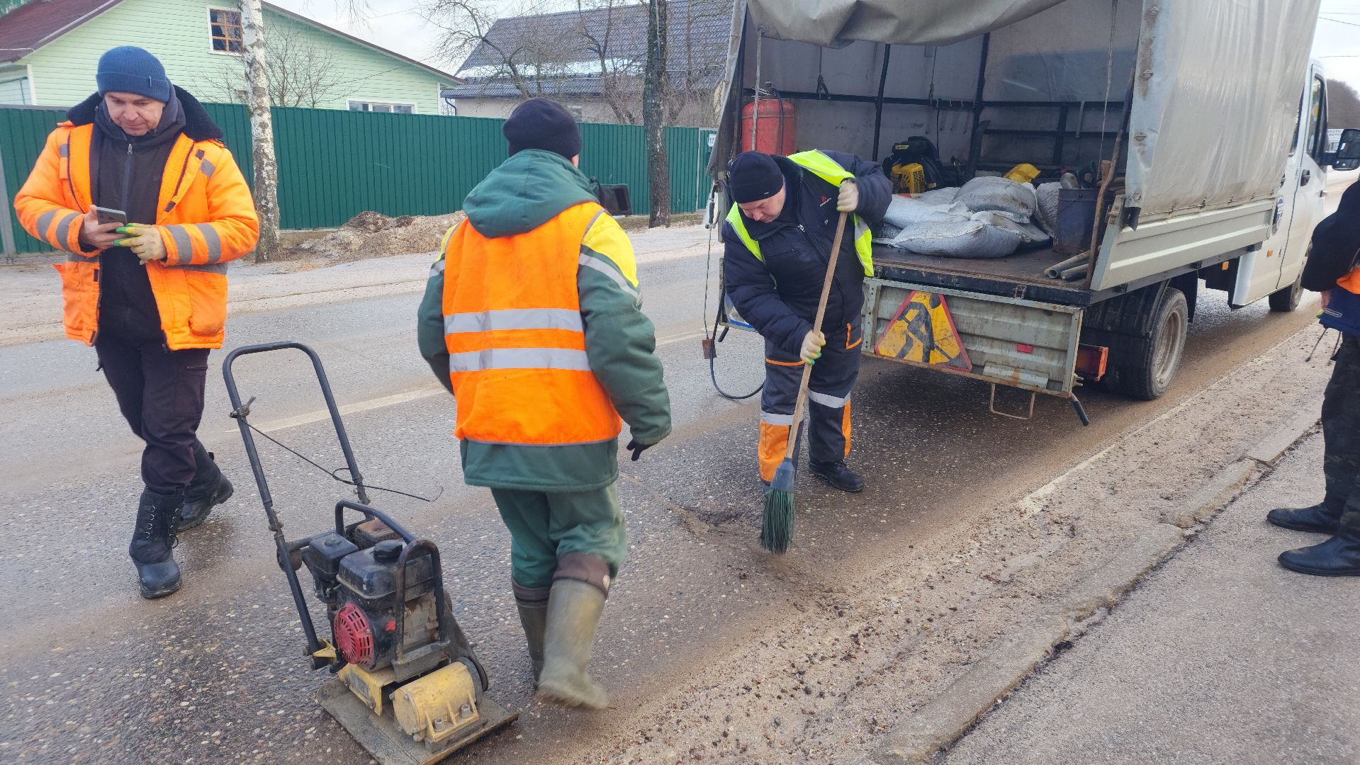 ремонт дорог, ямочный ремонт, мосавтодор, вертикалки,