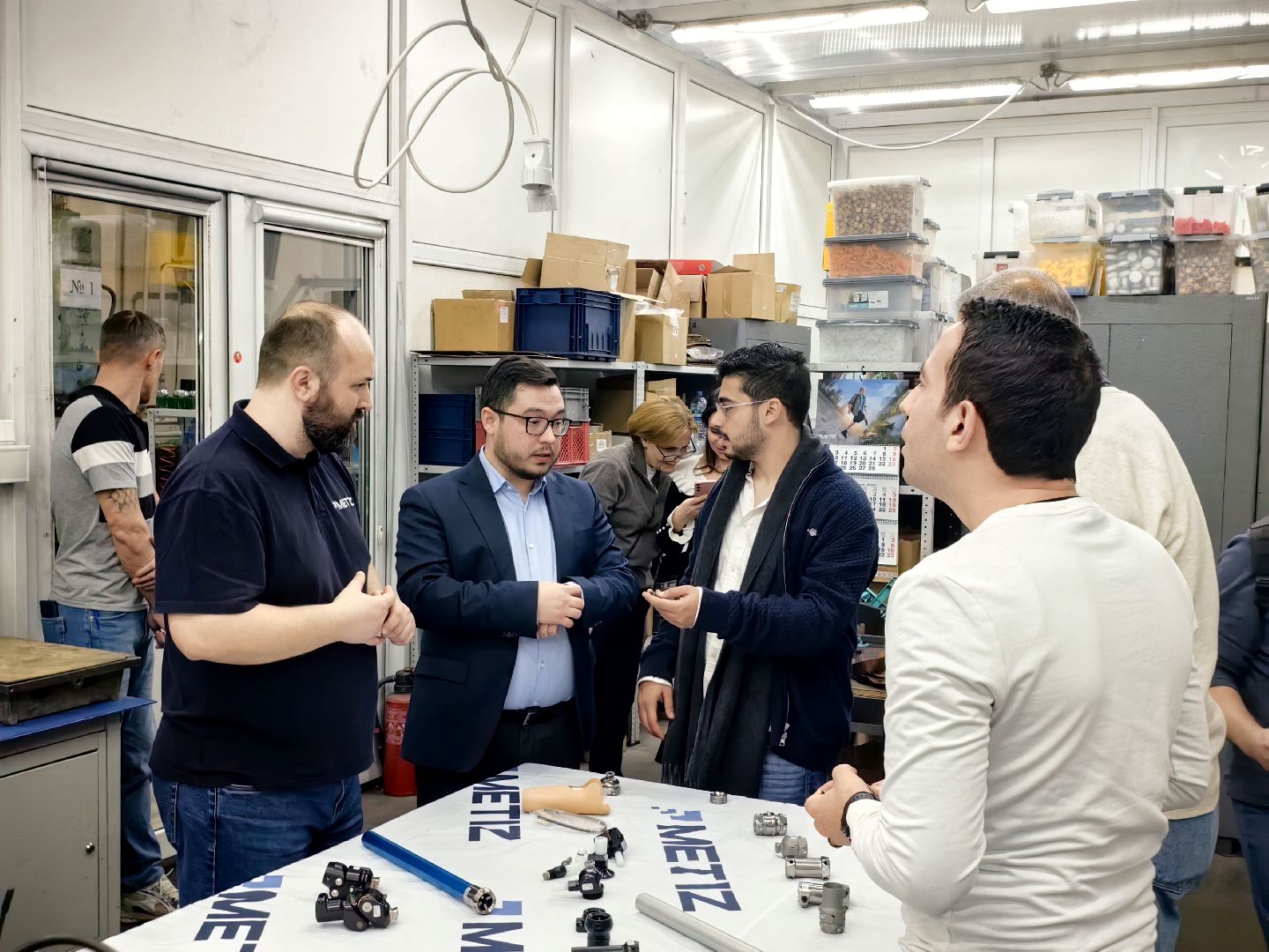 производство, протезы конечностей, экскурсия, партнеры, делегация,