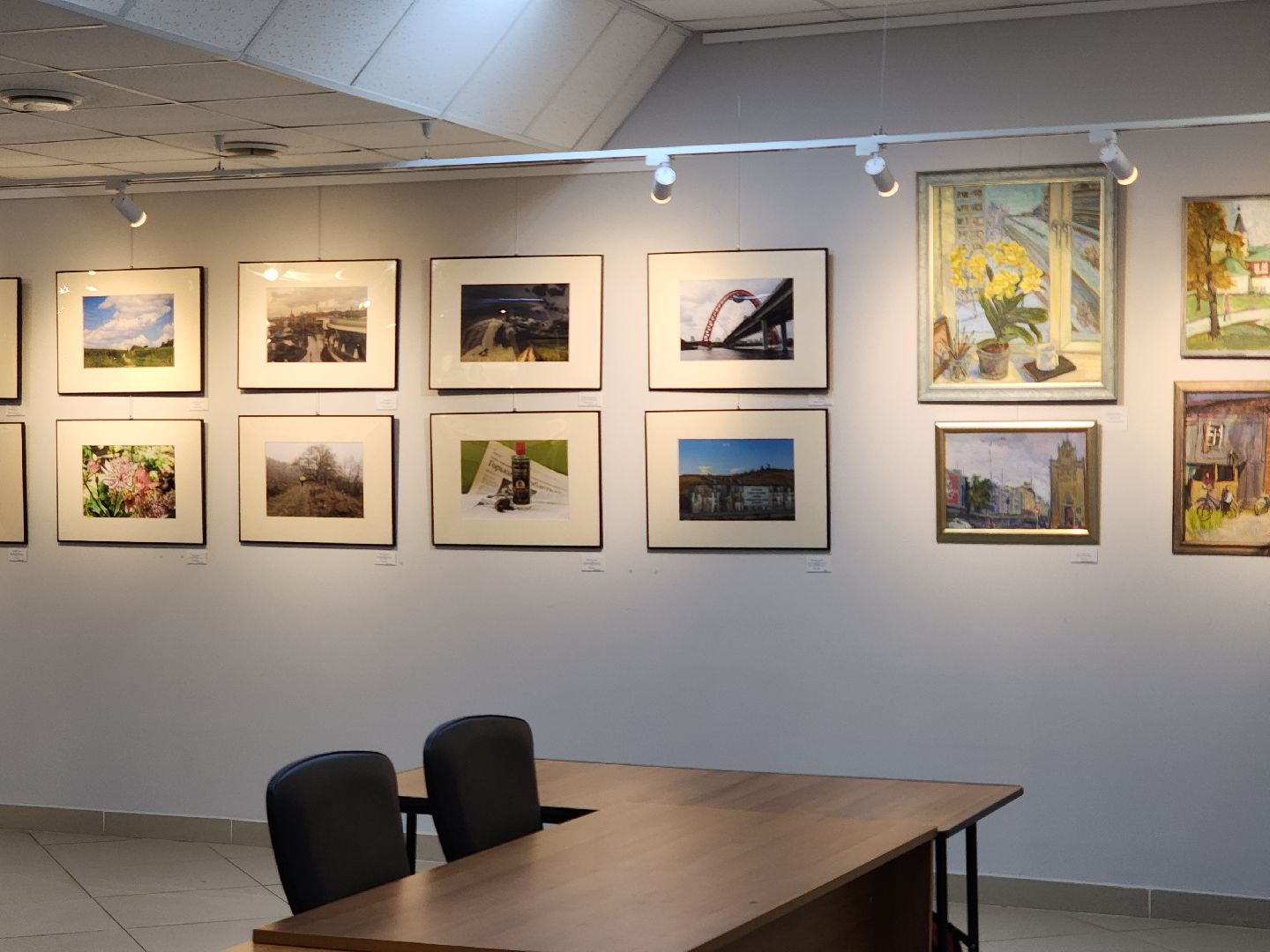 картинная галерея, выставка, Художники,Картины,