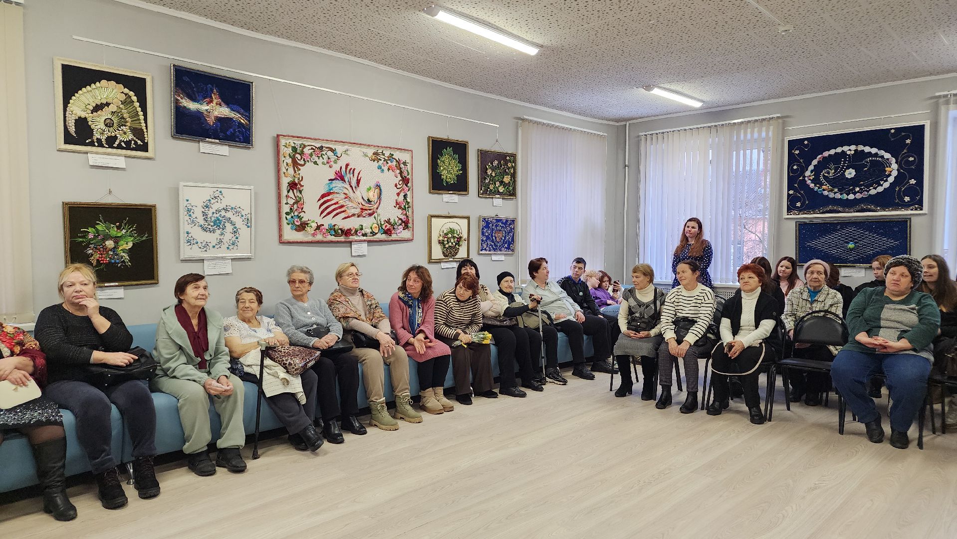 культура, библиотека, художник, Лосино-Петровский, выставки,