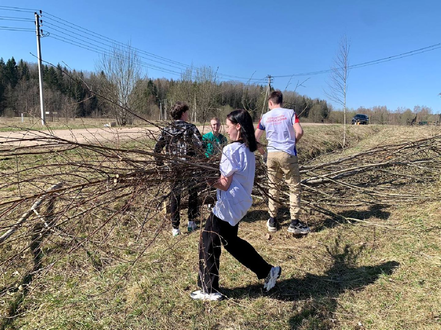 Можайск, Можайский городской округ, Подмосковье, субботник, 9 мая, Единая Россия, уборка территории, волонтёры