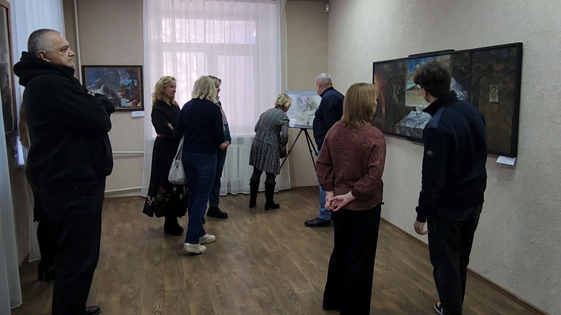 Бронницы, музей истории города бронницы, Новая выставка картин, Художник Бронницы, вертикалки,