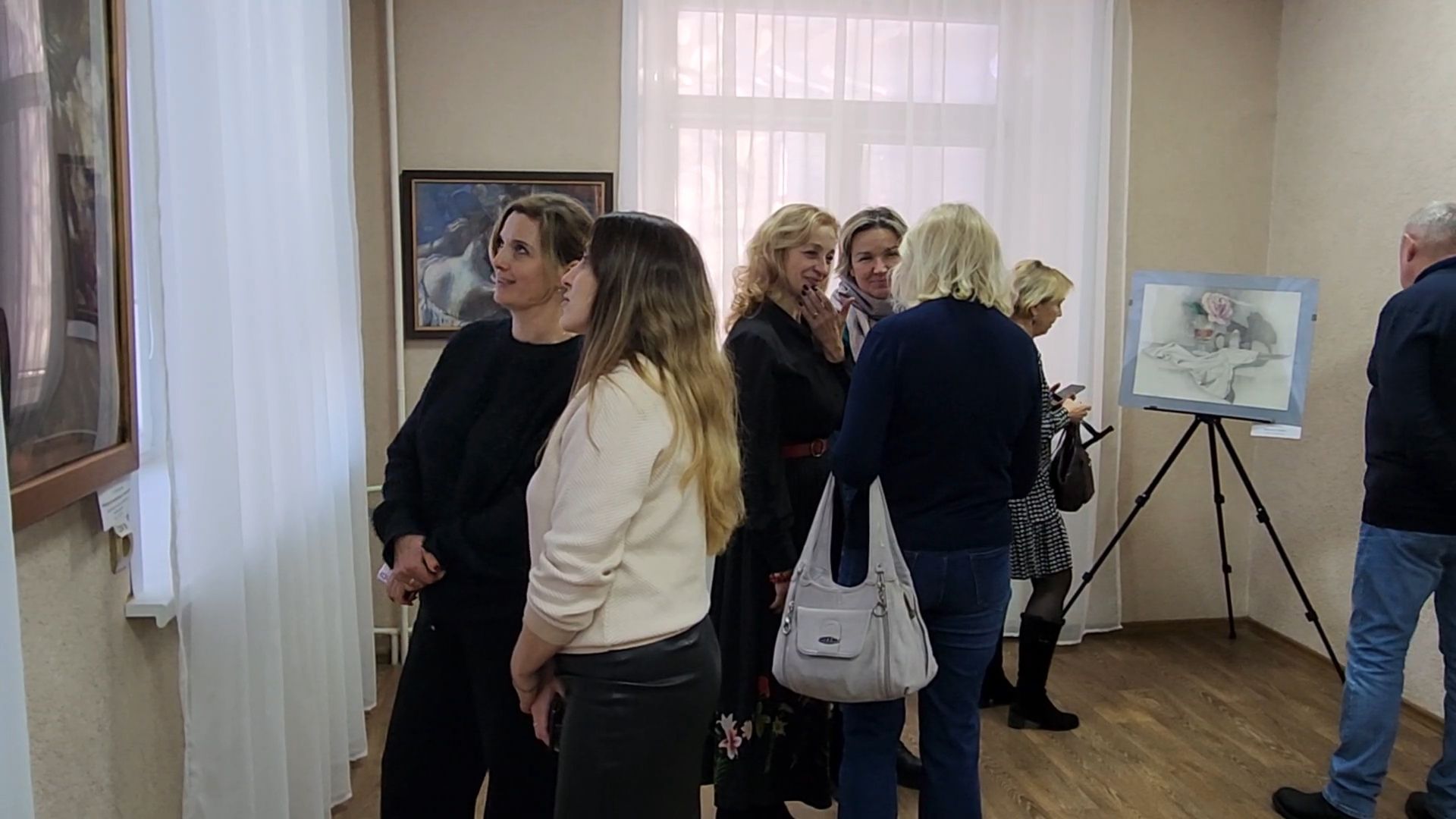 Бронницы, музей истории города бронницы, Новая выставка картин, Художник Бронницы, вертикалки,