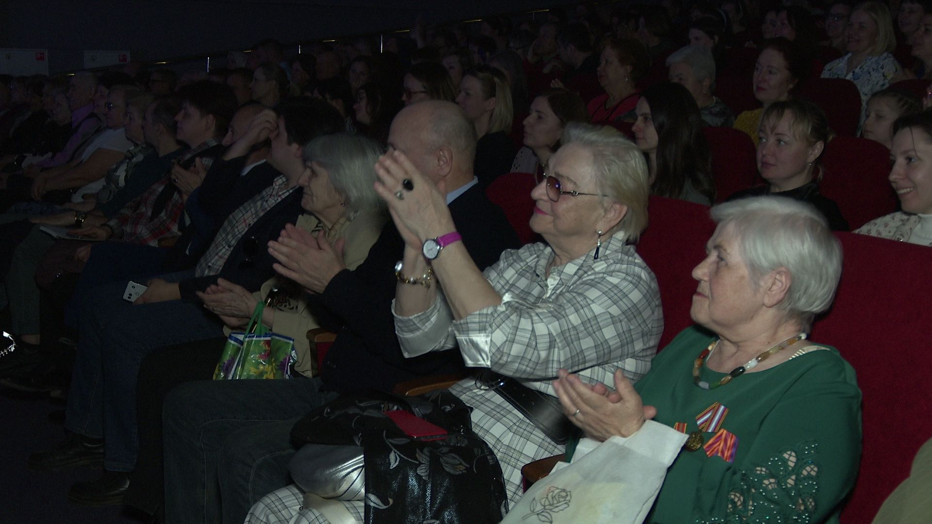 Реутов, награждение, День труда, праздник, медаль, благодарность