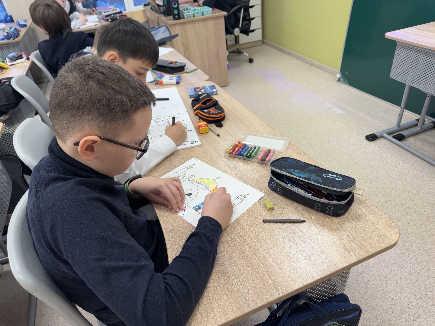 шаховская, новая учительница, изобразительное искусство, ученики, рисование,